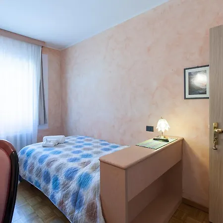 Grand Gortani מלון 4*